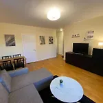 Mysiga Och Smidiga Laegenheter I Stockholm